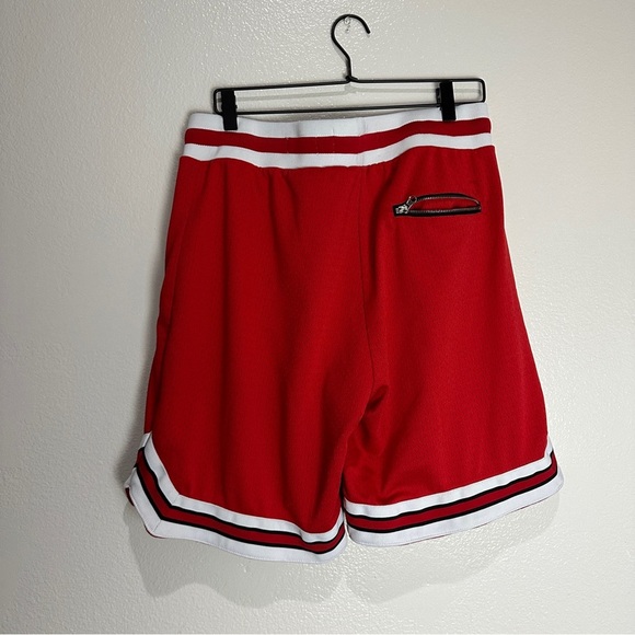 Bascom Projects Basketball Shorts Size Large - Picture 3 of 7